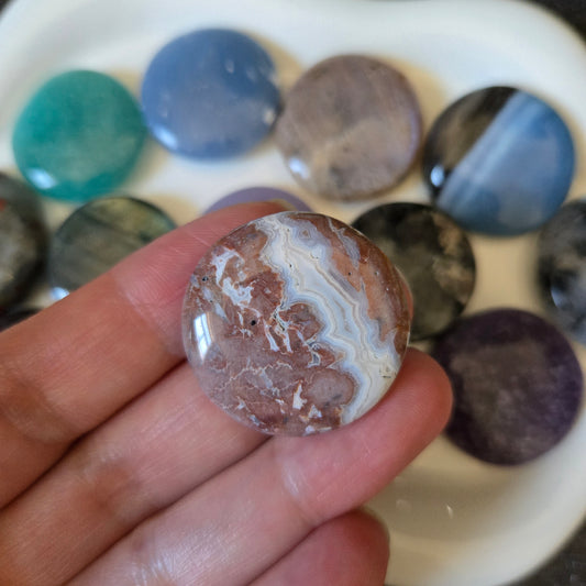 Sangria Lace Mini Flat Stone