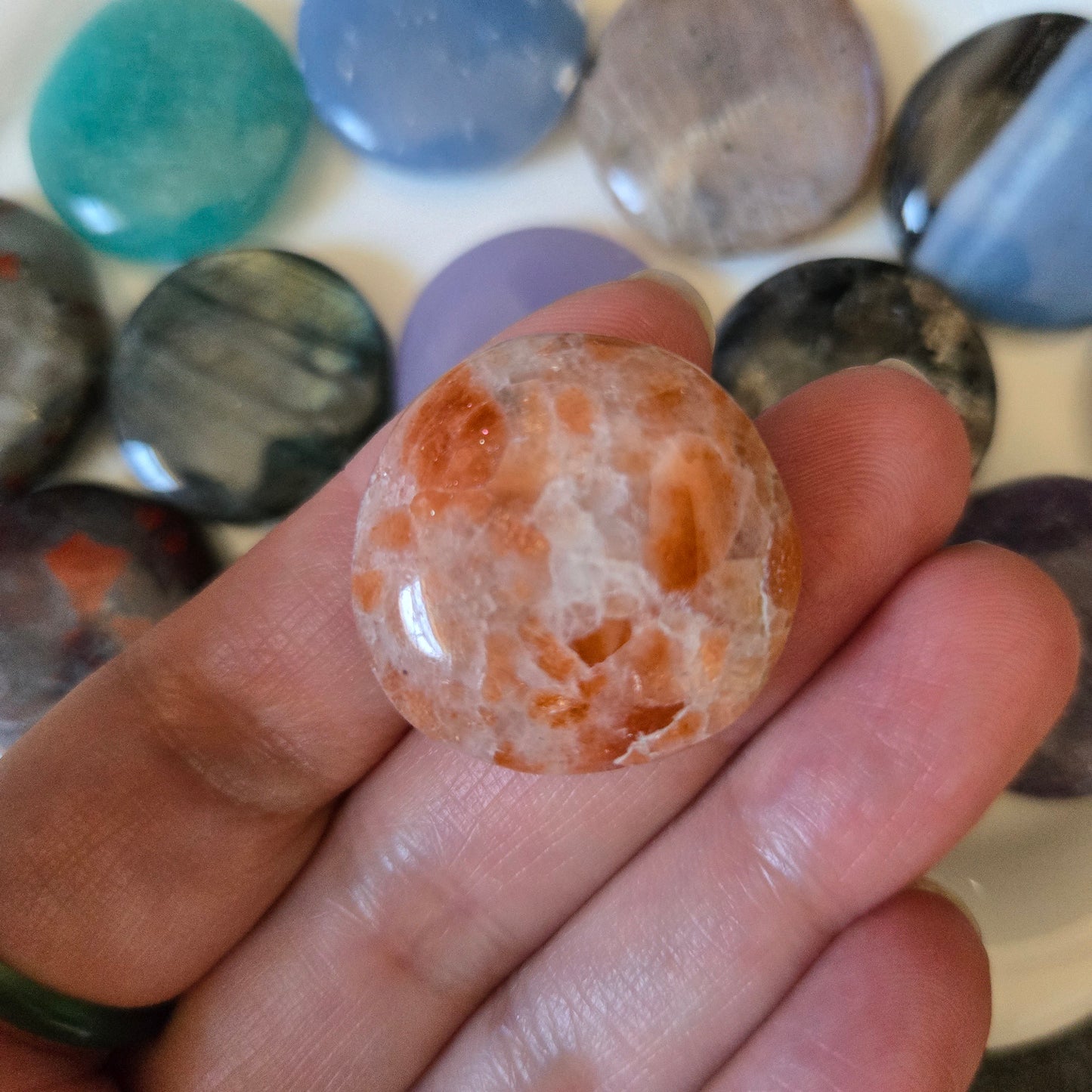 Sunstone Mini Palm Stone
