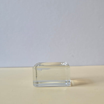 Clear Sphere Stand