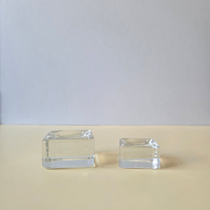 Clear Sphere Stand